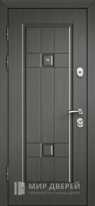 Серая входная дверь в дом №16 внутренняя - фото